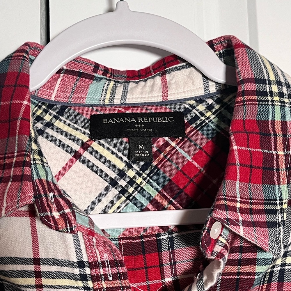 Banana Republic Plaid Button Down Shirt - Picture 4 of 5